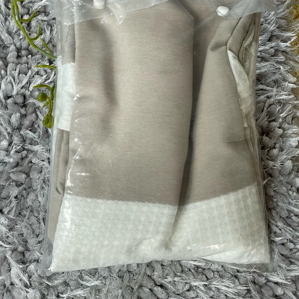 New with tag MADISON PARK SPA WAFFLE SHIWER CURTAIN w/SCOTCHGARD REPELLENT TAUPE